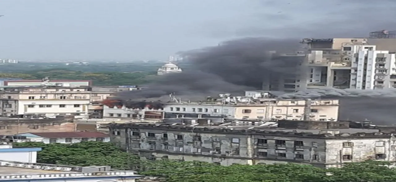 IN PICTURES | Kolkata: Fire breaks out at multi-storey commercial building in Exide More 