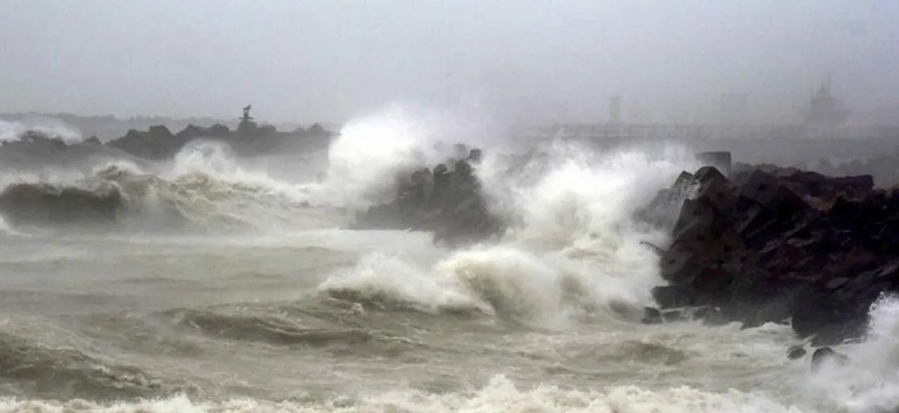 'Fani' intensifies into 'extremely severe cyclonic storm'; Odisha on alert, Navy, NDRF teams deployed