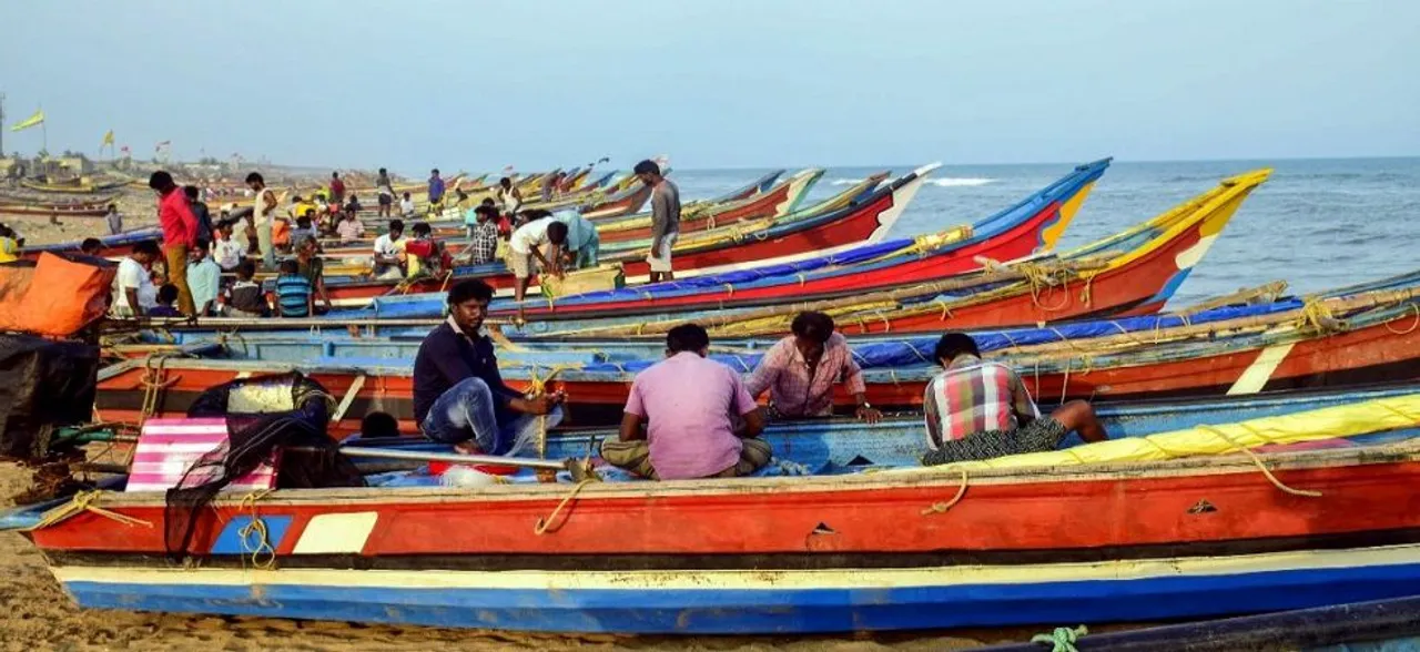 Cyclone Fani: Helpline numbers, mobile app you can reach out to if stranded