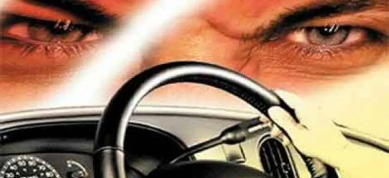 Angry for not giving him way, man drags out cabbie from car, batters him to death with baseball bat