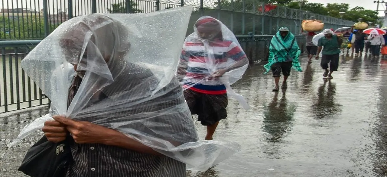 Cyclone Fani | 81 flights cancelled across Northeast, Met dept predicts widespread rainfall