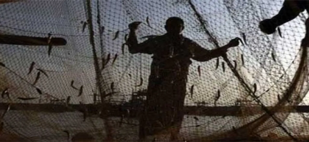 Pakistan Maritime Security Agency detains 30 Gujarat fishermen, seizes 6 boats 
