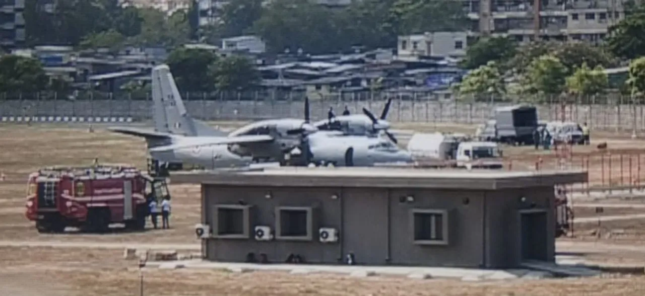 Indian Air Force's AN-32 aircraft overshoots runway at Mumbai airport, several flights delayed