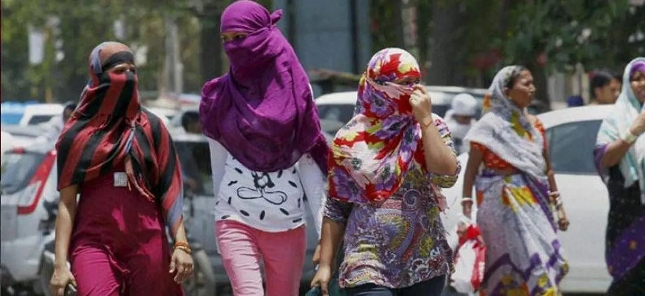 Delhi temperature hovers around 40Â°C, take these precautions to save yourself from intense heat