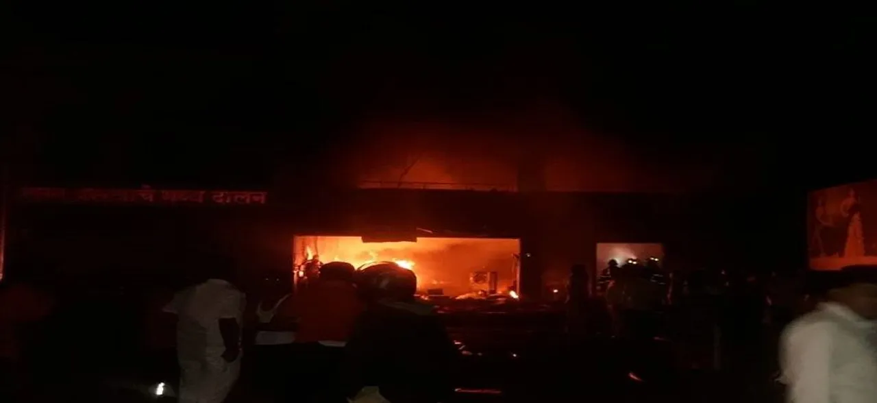 5 killed after cloth godown catches fire in Puneâ€™s Uruli Devachi 