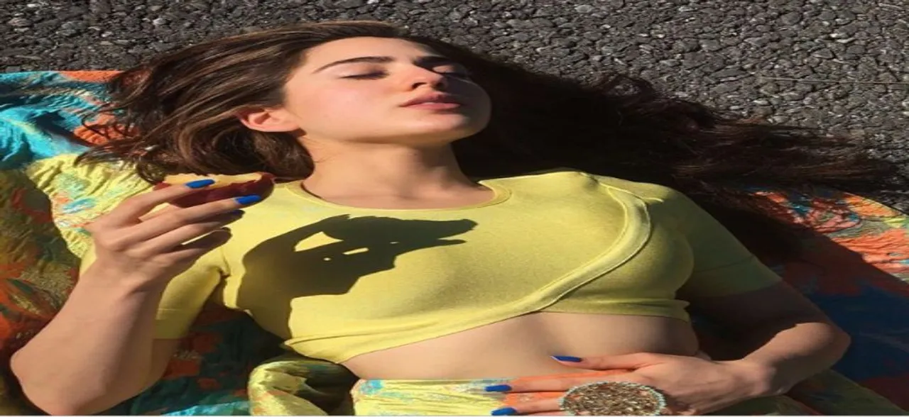 Sara Ali Khan's  weight loss journey from Pizza to Salads is #FridayMotivation you need 