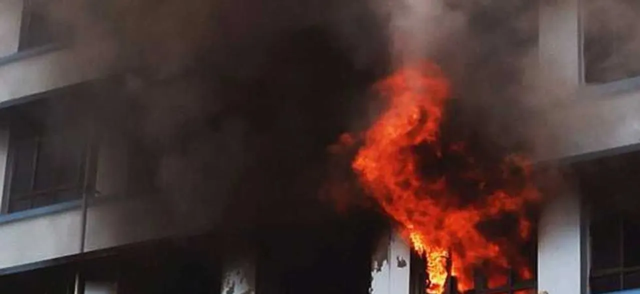 Massive fire breaks out at Indirapuram's Shakti Khand, children trapped inside flat