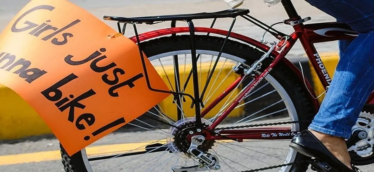 Two arrested for molesting woman cyclist at Worli in Mumbai