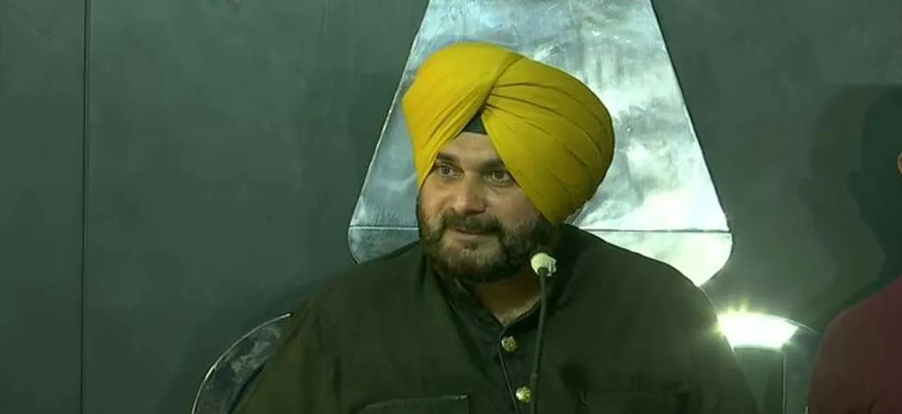 She'll never lie: Navjot Singh Sidhu on wifeâ€™s claim that Capt Amarinder Singh opposed her ticket