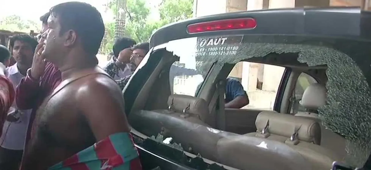 Violence mars last phase voting in West Bengal, BJP candidate's car attacked