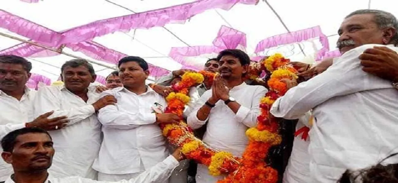 Alpesh Thakor's explosive claim: More than 15 Gujarat MLAs are leaving Congress