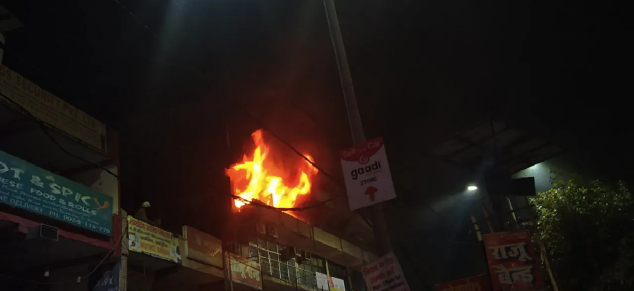 Fire breaks out at commercial building in Noida Sector-51, 15 fire tenders at spot  