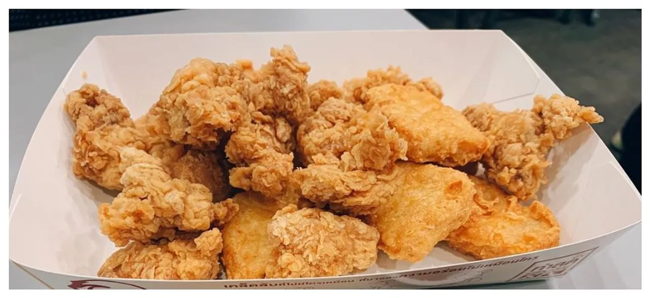 Man buys all fried chicken in store so woman who called him â€˜FATâ€™ canâ€™t have any