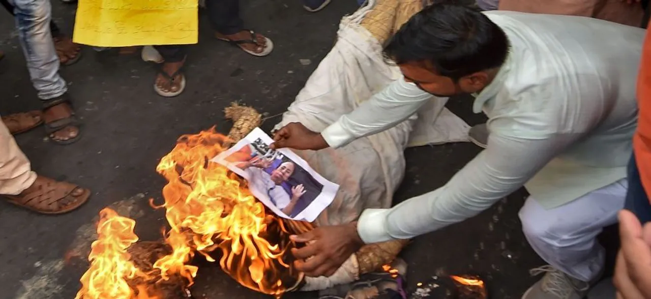 Amid BJP-Trinamool war of words, police stop hearses carrying slain workers' bodies
