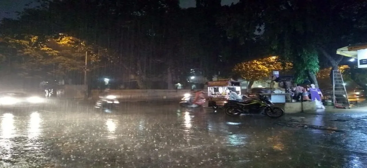 Heavy pre-monsoon rains hit Mumbai; flight and train services affected