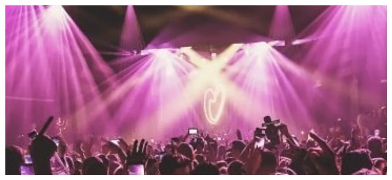 Saudi Arabia to soon gets its first discotheque, but the idea of â€˜Halal Nightclubâ€™ near Mecca leaves netizens very very confused
