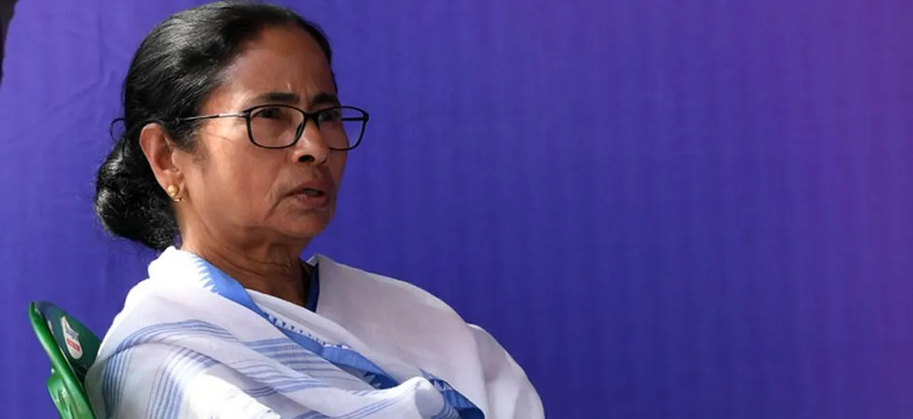 Mamata Banerjee agrees to meet junior doctors today, but without mediaâ€™s presence: Sources