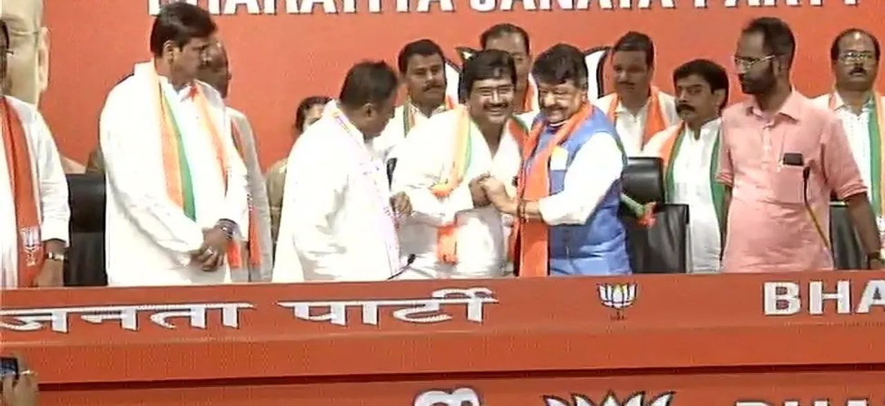Trinamool MLA Biswajit Das, Congress spokesperson Prasanjeet Ghosh join BJP 