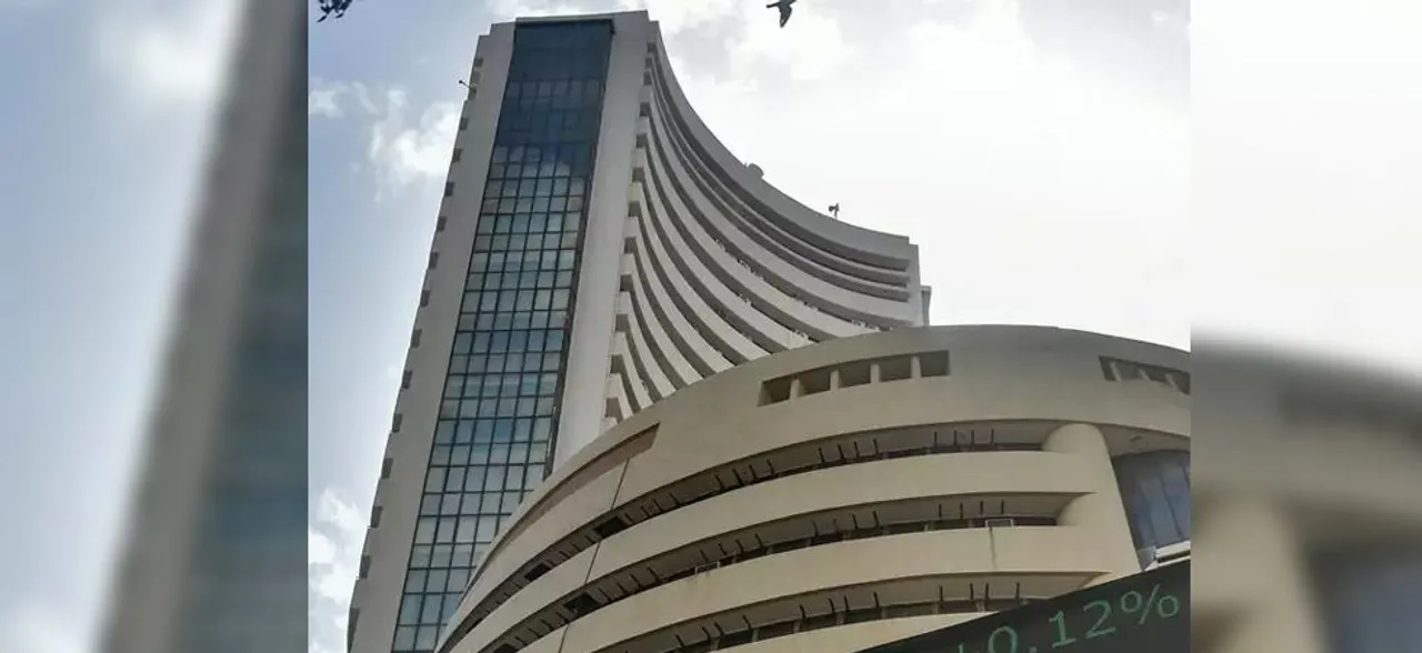 Sensex crosses over 450 points from dayâ€™s low, Nifty above 11,750