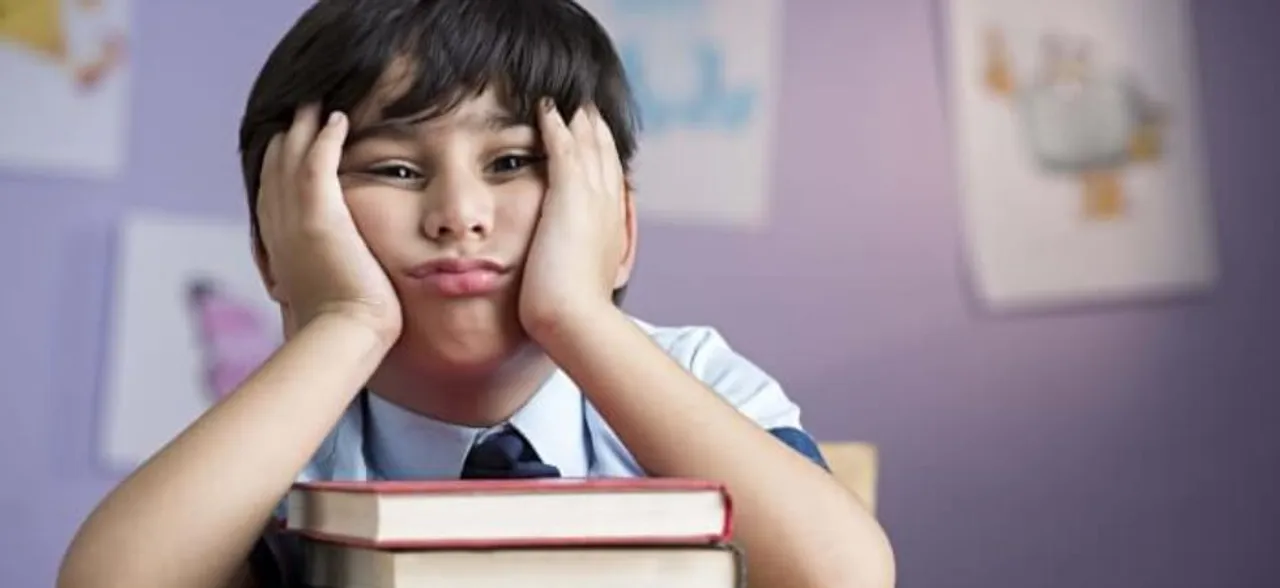  Beware! Inattentive children earn less as adults, says study