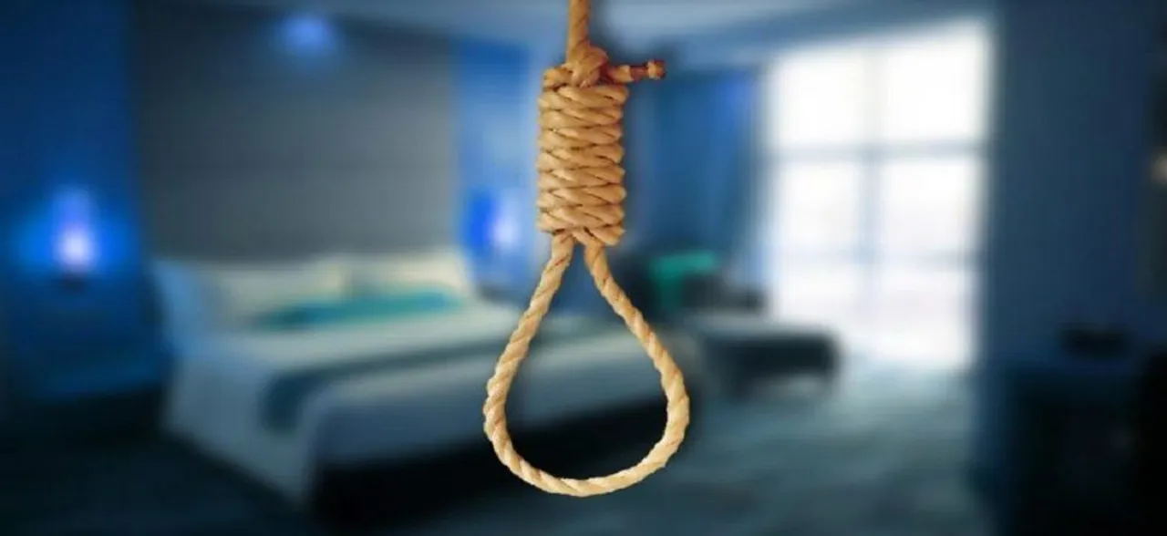 Trinamool Congress worker, accused of taking 'cut money', found hanging in Bengal