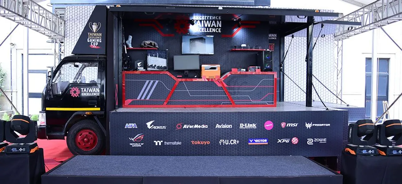 Taiwan Excellenceâ€™s mobile showroom â€˜TE Rigâ€™ flagged off