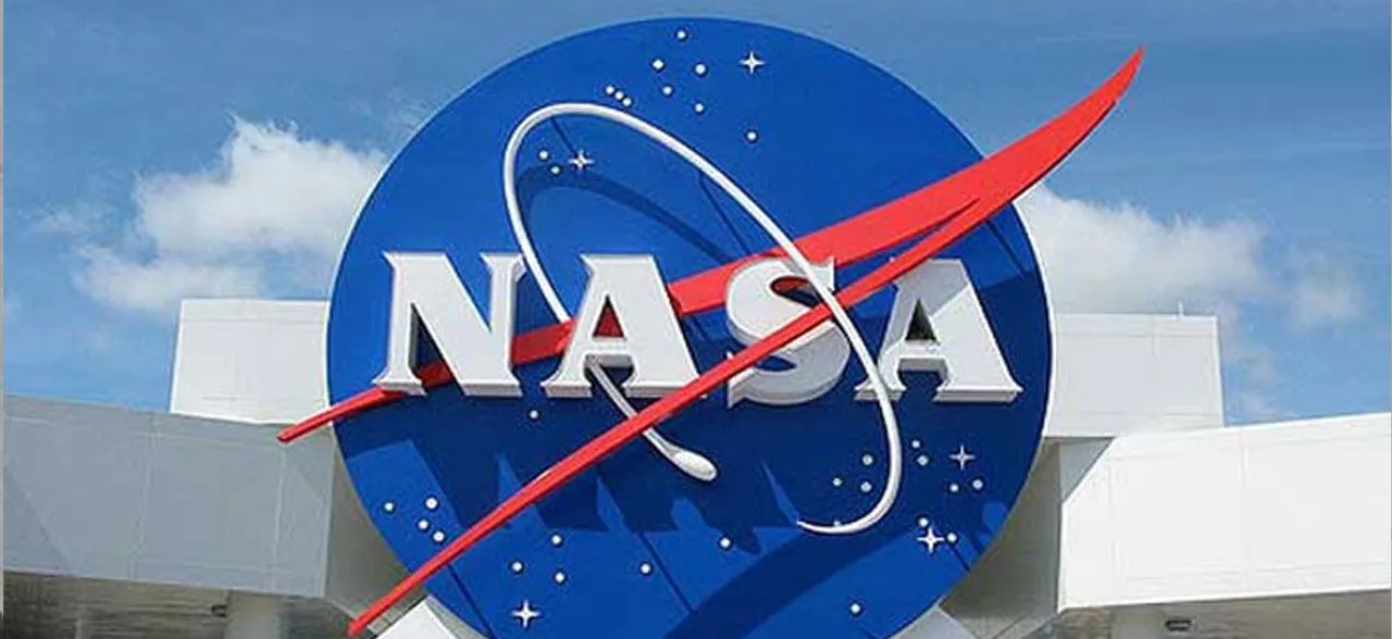 NASA tests launch-abort system for moon-mission capsule