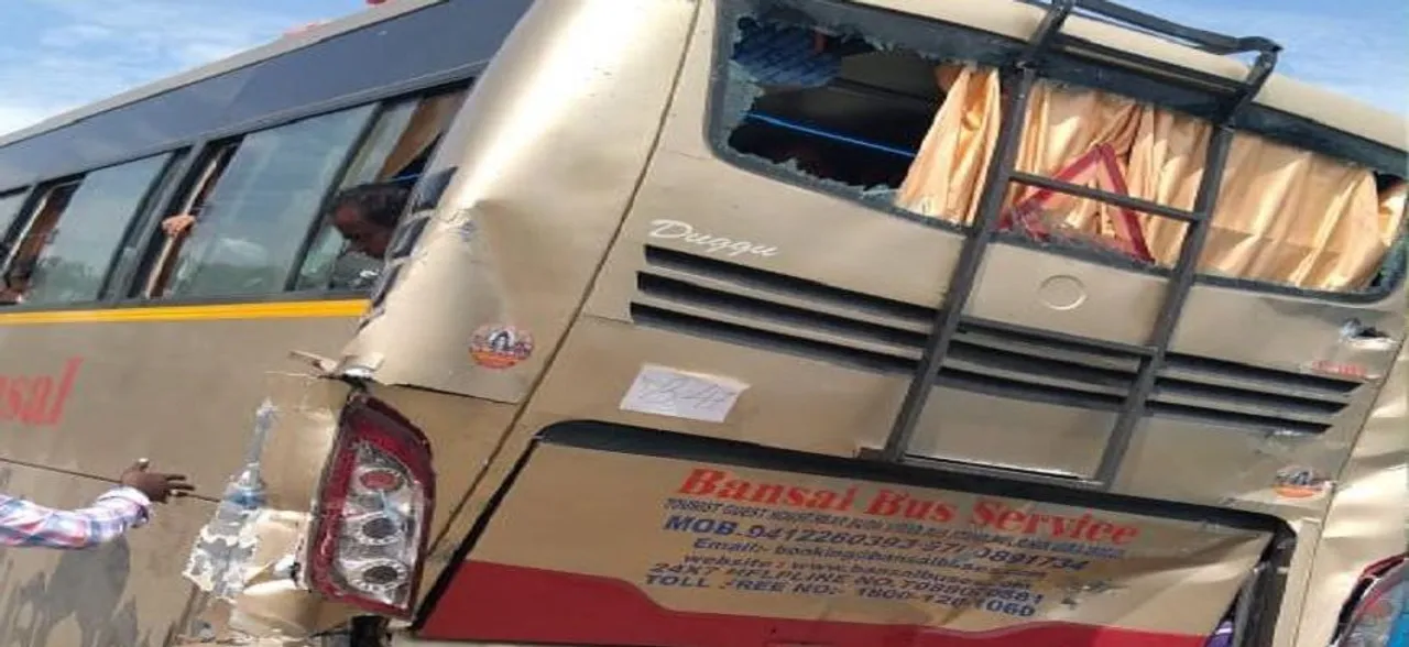 12 Amarnath pilgrims injured after two buses collide in J-K's Anantnag