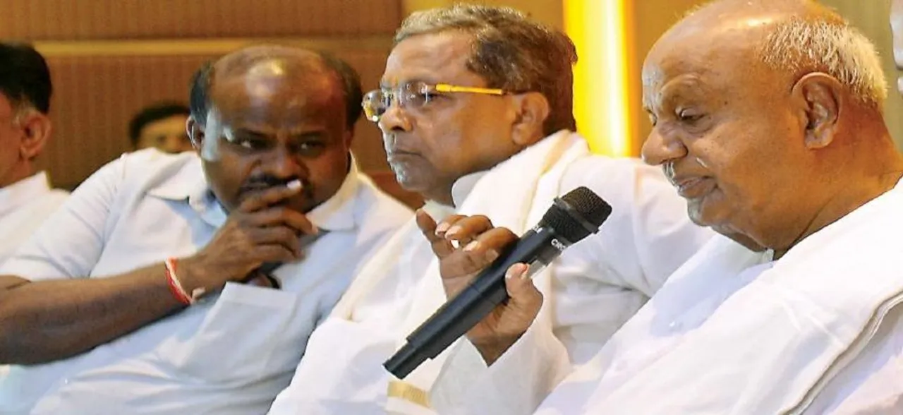 Karnataka crisis: Deve Gowda blames Siddaramaiah for political turmoil 