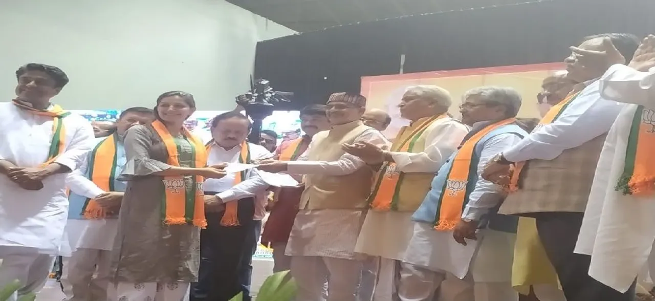 Sapna Chaudhary joins BJP in party's Delhi membership drive