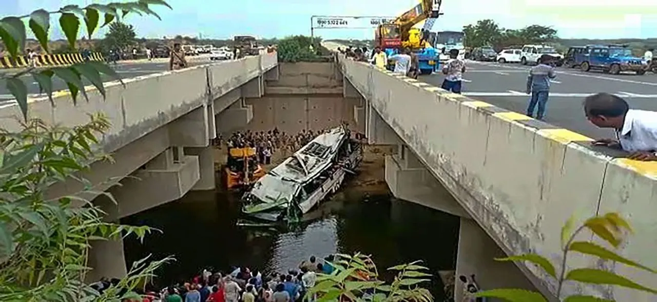 29 dead, dozens injured after bus falls into gorge in Agra, PM Modi offers condolences