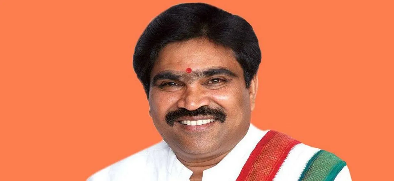 R Shankar, Karnataka Minister and independent MLA, resigns from council of ministers