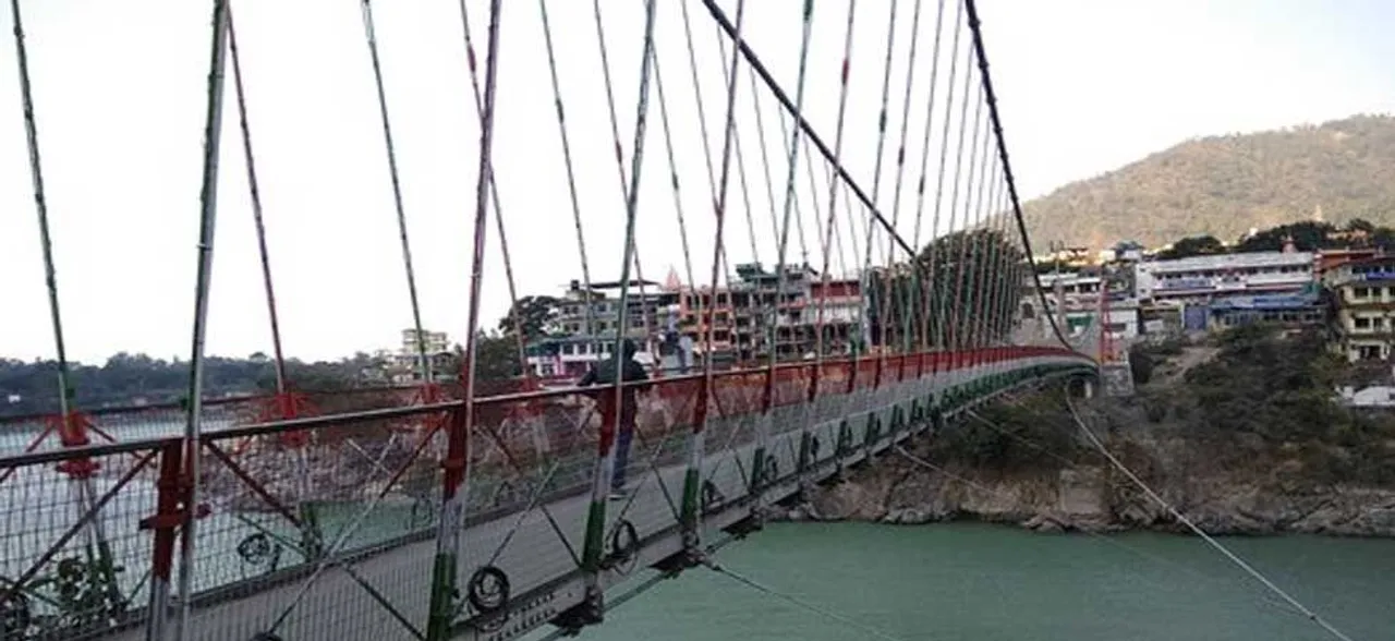 Lakshman Jhula - Rishikeshâ€™s iconic suspension bridge unsafe, beyond repair