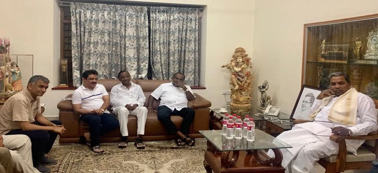Karnataka: Rebel Congress MLA MTB Nagaraj decides to 'stay with Congress'