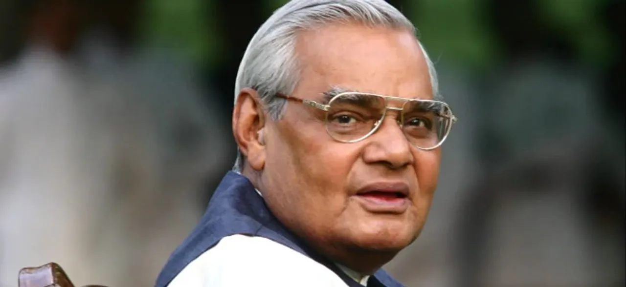 Told Vajpayee to refrain from making decision of not crossing LoC public: Ex-Army chief