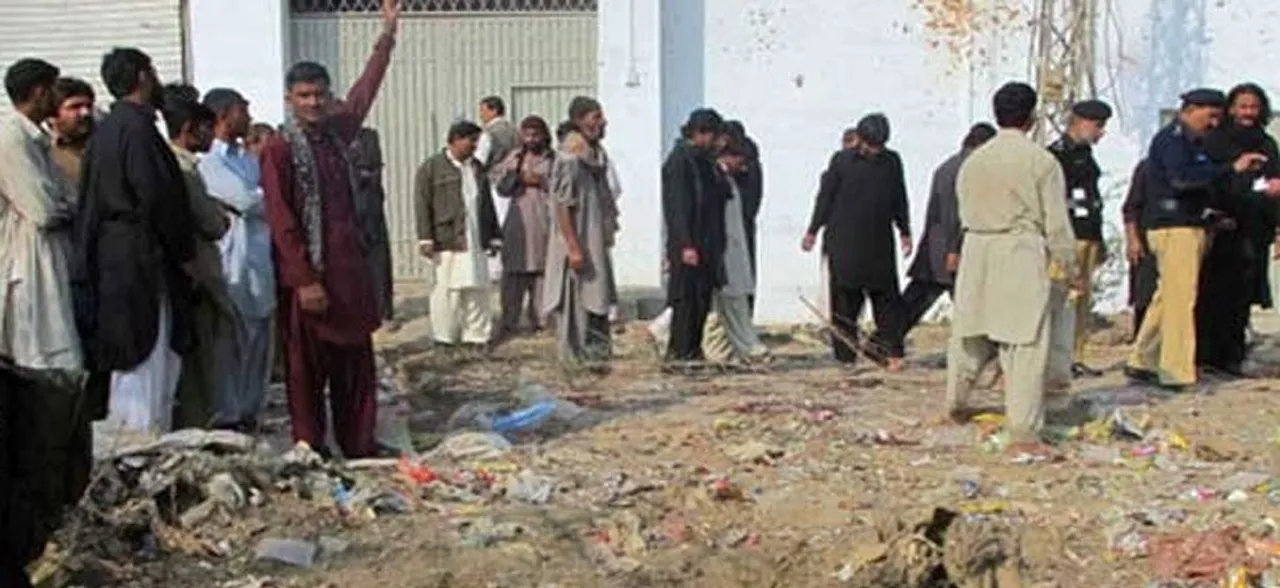 9 killed in gun and suicide attack in Pakistanâ€™s Khyber Pakhtunkhwa