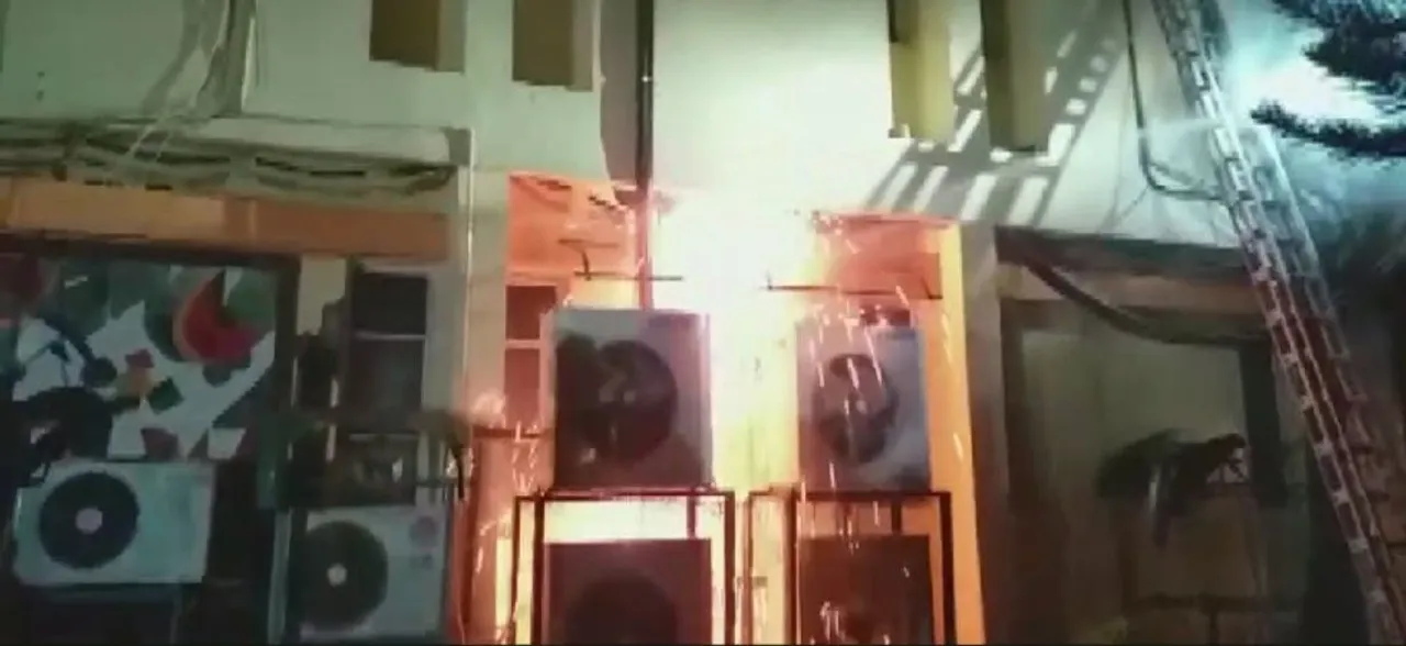 Fire breaks out at BSNL office in Kolkata, 15 fire engines present at spot