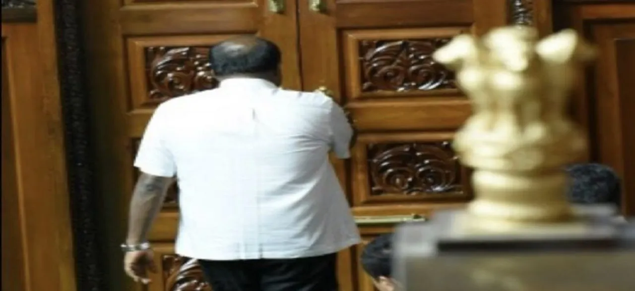 Karnataka Floor Test: Kumaraswamy govt falls after failing to prove majority, loses by 105-99 votes