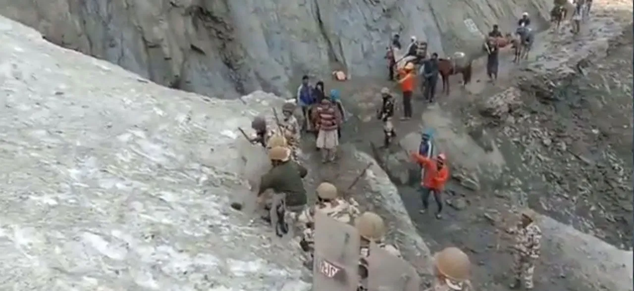 Amarnath Yatra: Four more pilgrims die en-route cave shrine, death count reaches 30