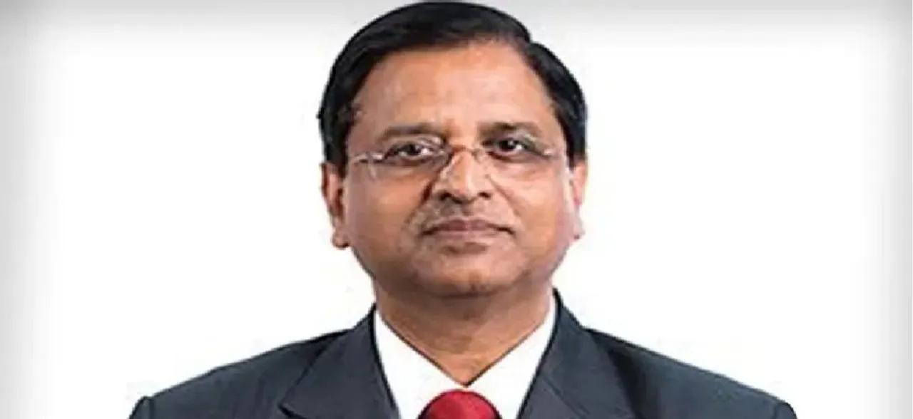 Finance Secretary Garg seeks VRS after being shifted to Power Ministry
