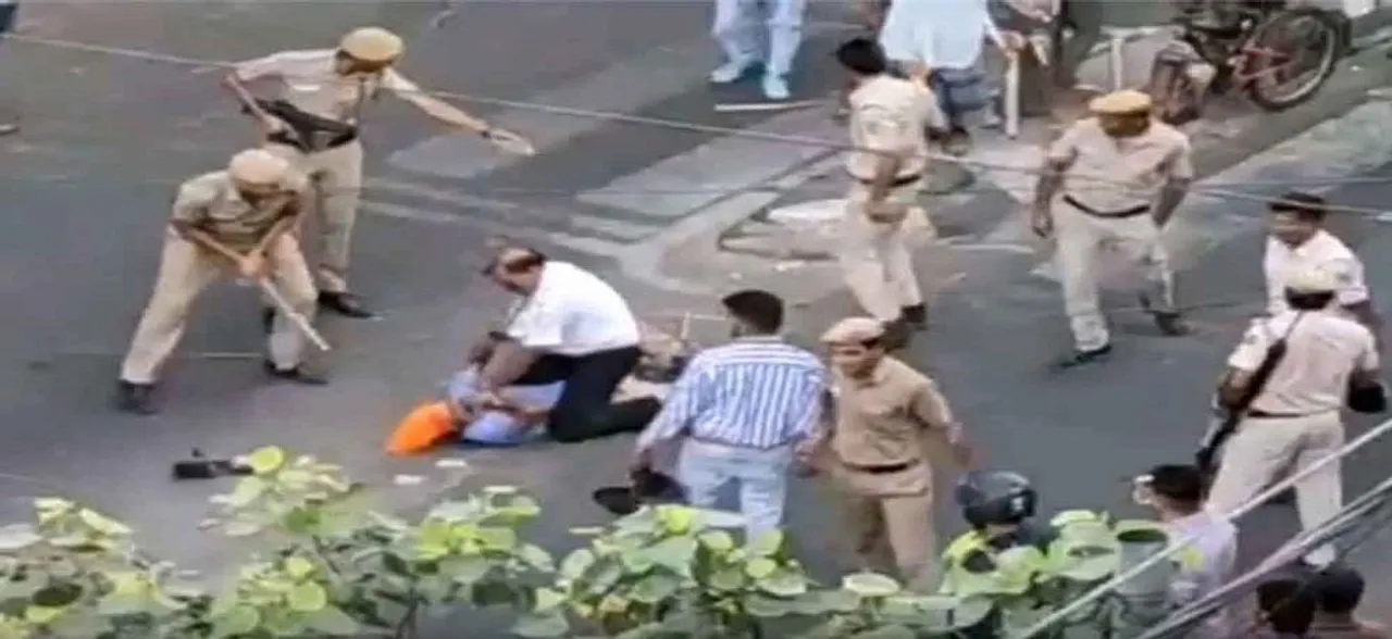 Mukherjee Nagar incident: Two Delhi Police cops suspended for 'unprofessional behaviour'