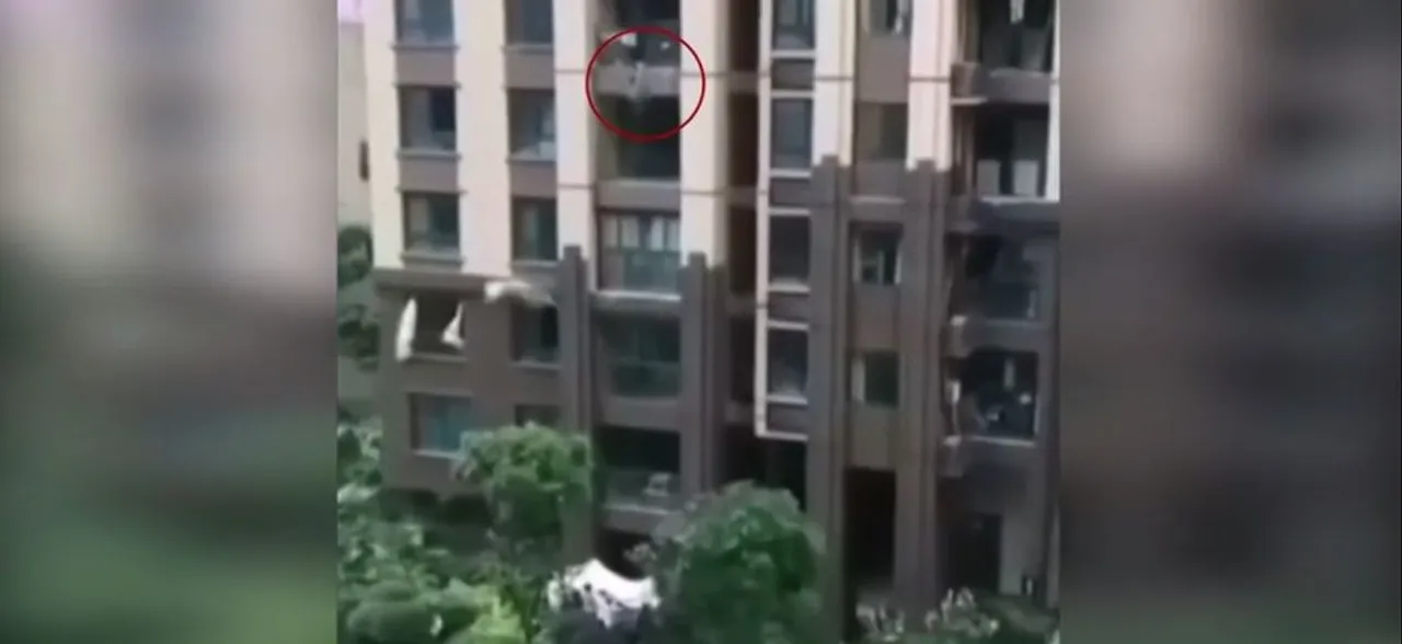 Video: 3-year-old miraculously survives six-storey fall from apartment without any injury