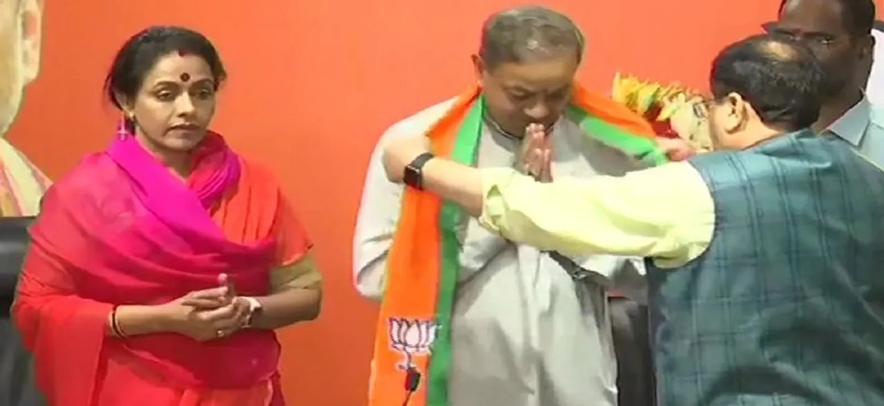 Former Congress Rajya Sabha MP Sanjay Sinh, wife Amita Sinh join BJP 