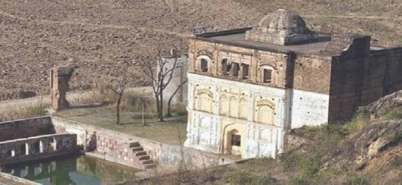 72 years after partition, Pakistan opens historic Gurudwara Choa Sahib for Sikh devotees