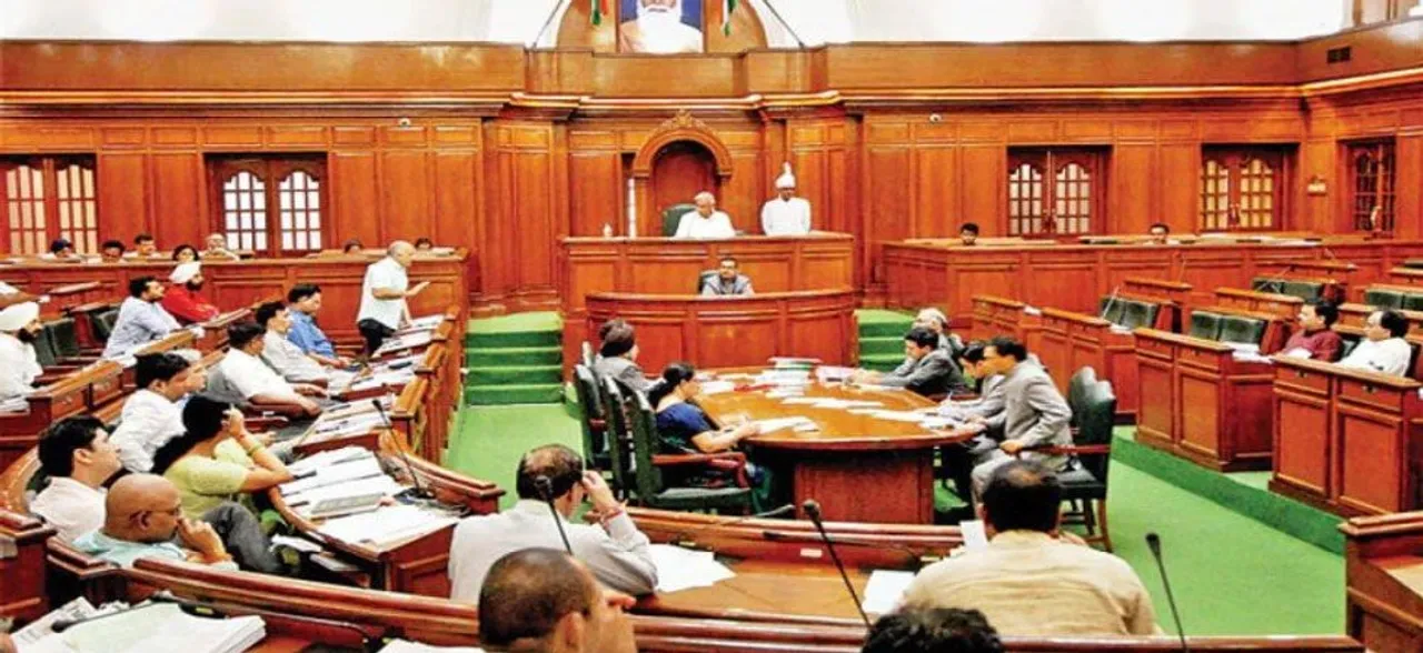 Delhi Assembly to go â€˜paperlessâ€™ in 3 months, MLAs to have tabs