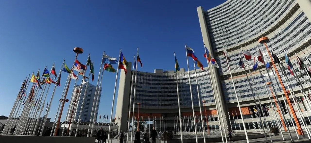 UN urges India, Pakistan to 'exercise restraint', says following Kashmir issue 'with concern'