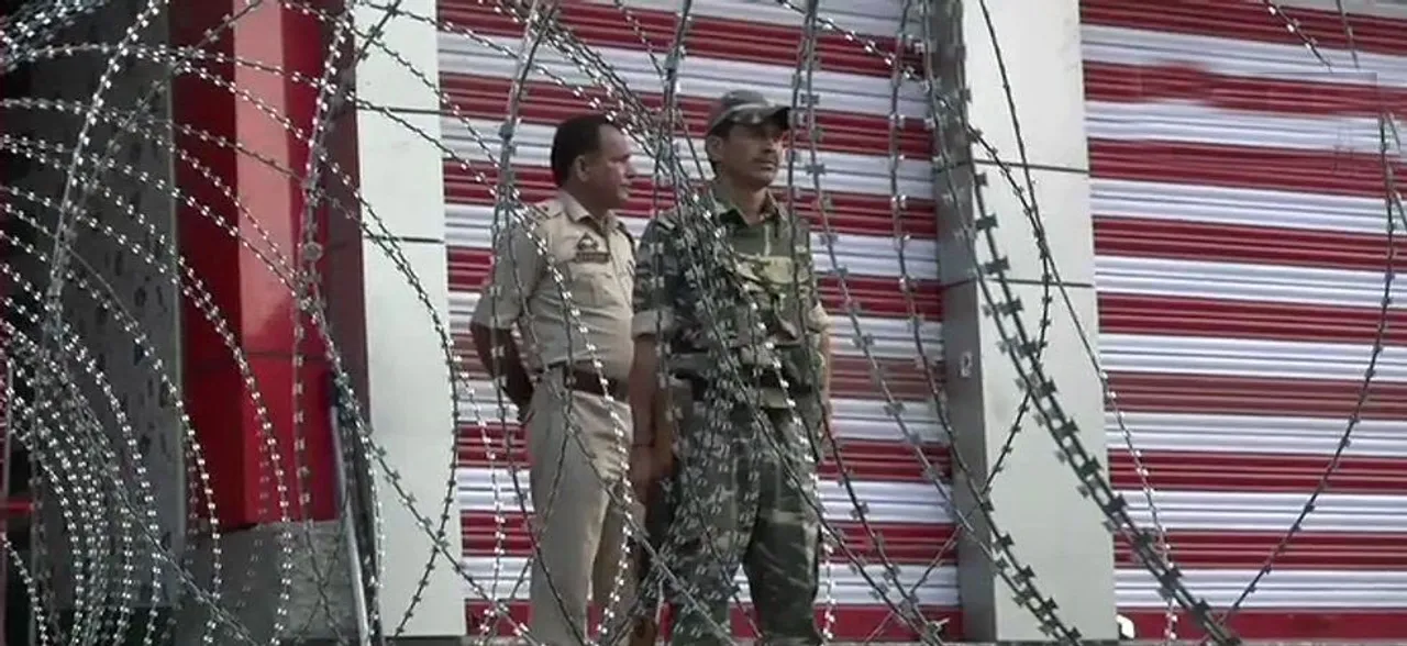 On Eid, Modi govt likely to ease security measures to gauge mood of Kashmir Valley: Report