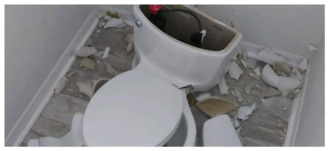 â€˜No more pooping while itâ€™s storming outsideâ€™, Womanâ€™s toilet EXPLODES after fart gases get ignited by lightning