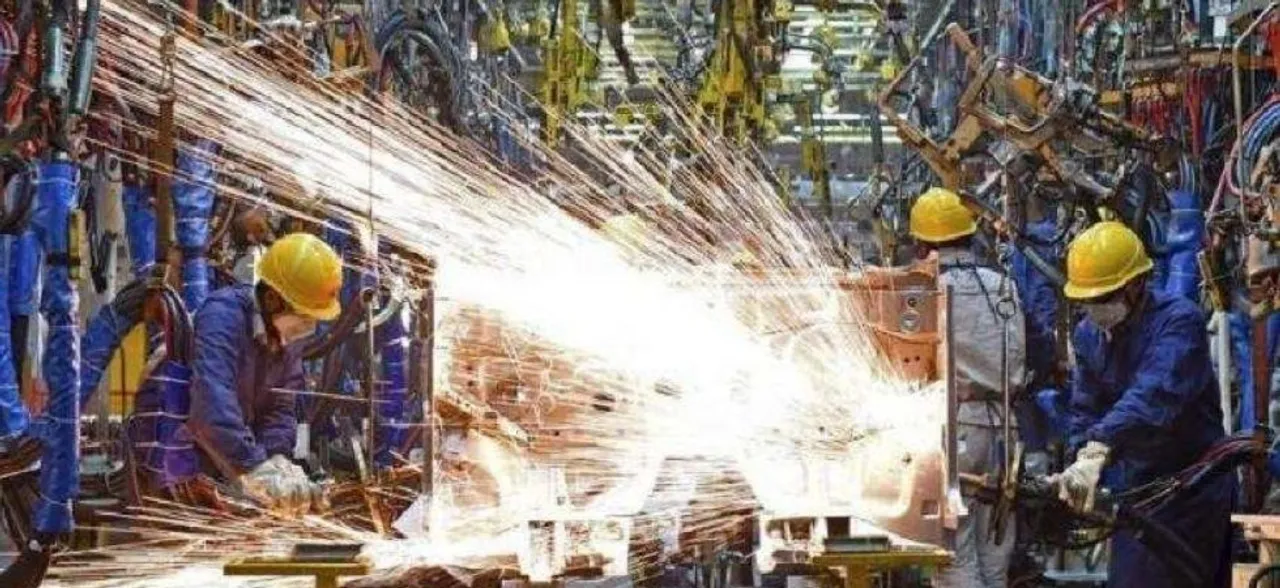 India's industrial production growth drops to 2% from 7% a year earlier