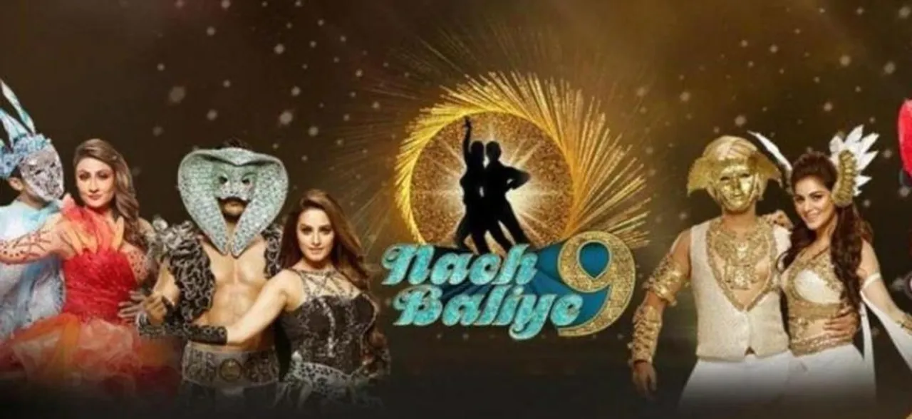Nach Baliye 9: Vishal gives rose to Madhurima, Aly Goni leaves judges awestruck with his Lavani act